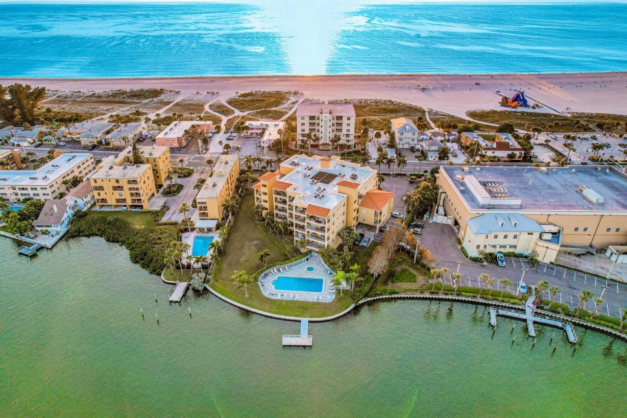 דירות סיינט פיט ביץ' Palms Of Treasure Island 405 מראה חיצוני תמונה
